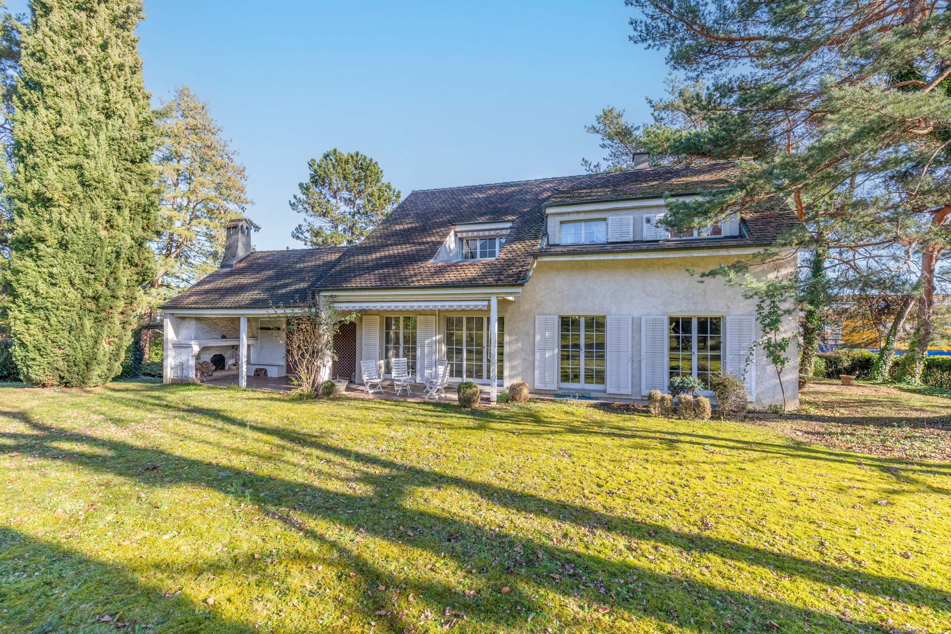 Villa 7.5 pièces à vendre à Echandens