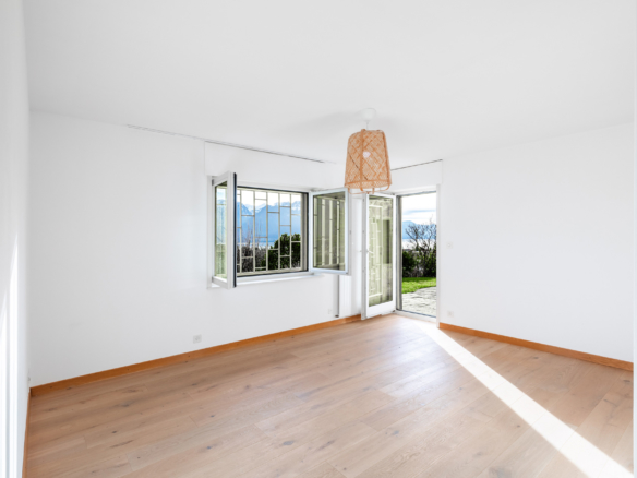 Chambre avec accès au jardin