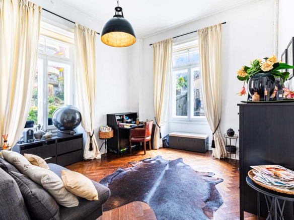 Bureau ou chambre d’amis avec parquet ancien