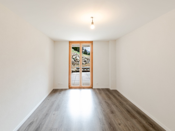 Chambre lumineuse avec parquet à Les Mosses