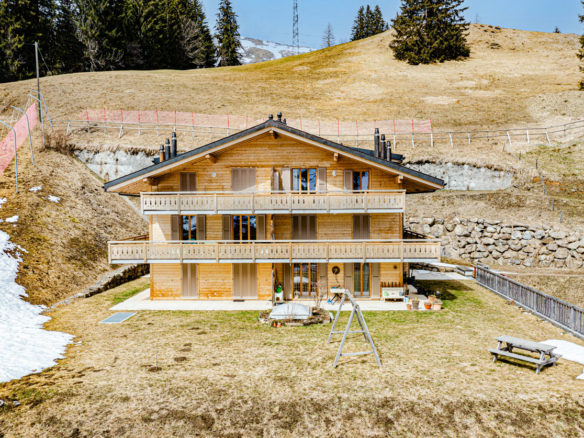 Chalet alpin de plusieurs logements à Les Mosses