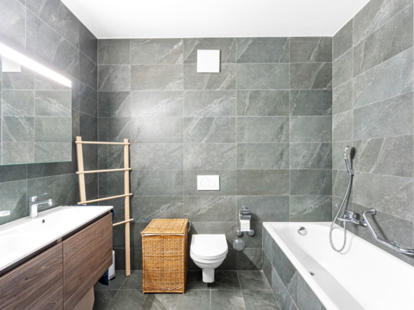 Salle de bain familiale à Saint-Légier