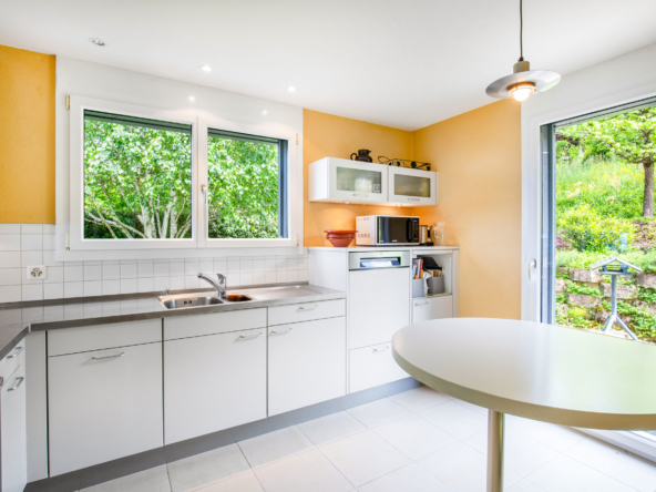 Cuisine équipée à Blonay avec accès extérieur
