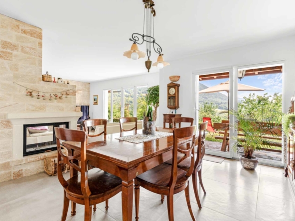 Homewell_Immobilier_Monts-Corsier_Villa-11