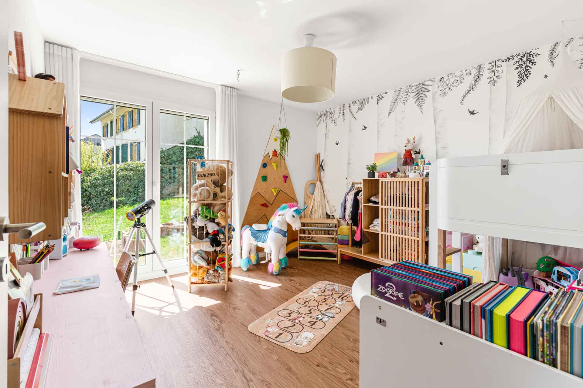 Chambre lumineuse chambre enfant appartement Gollion