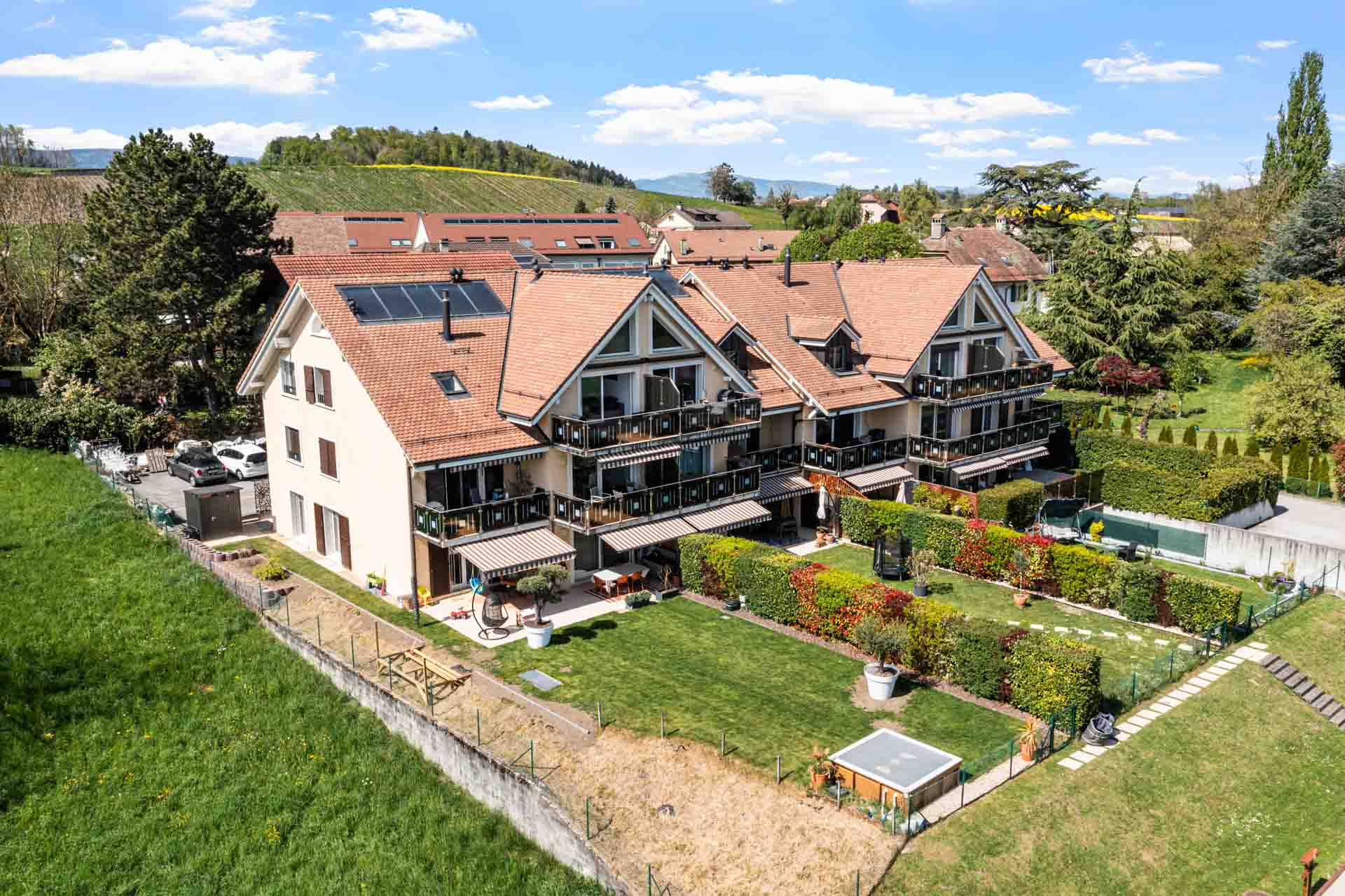 Résidence immeuble appartement Gollion résidence extérieure