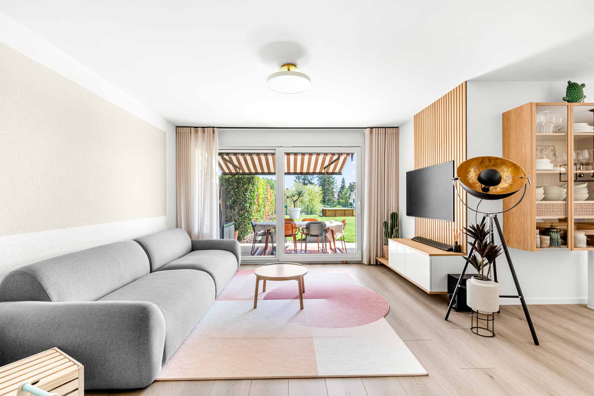 séjour appartement Gollion accès jardin